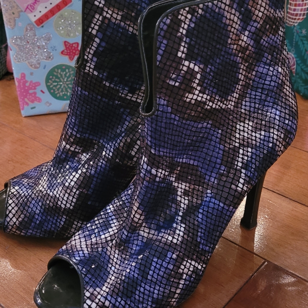 Snake Print Ankle Booties in Blue Black